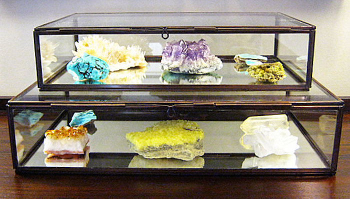 for the new year mineral decor are in Glass Box