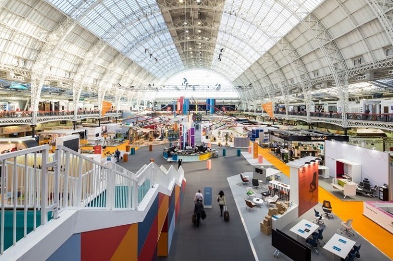 The Ultimate City Guide to Get the Best of London Design Events 2017 ➤ Discover the season's newest designs and inspirations. Visit Design Build Ideas at www.designbuildideas.eu #designbuildideas #homedecorideas #InteriorDesignProjects @designbuildidea
